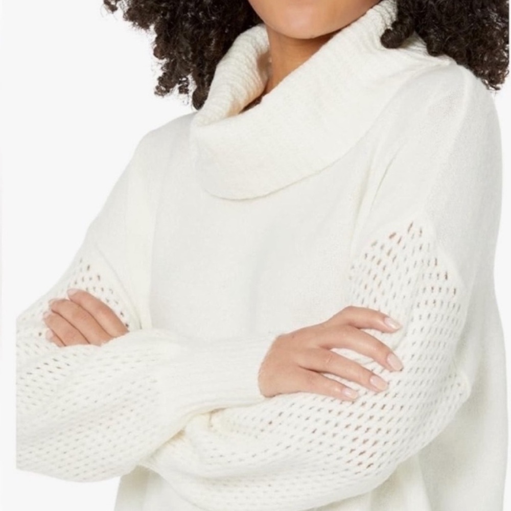Vince Camuto | Drop Shoulder Turtleneck Sweater. Open Weave Sleeve. Size Large - Picture 3 of 9